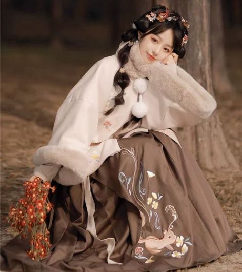 汉服明制秋冬马面裙全套L码,全新,收到款式...