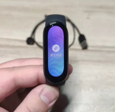 小米手环6nfc，成色如下图，有轻微使用痕...