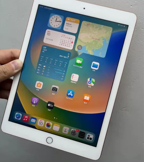 iPad 2018款 第六代,基本全新,图...