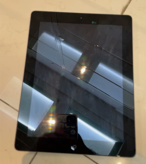 闲置iPad 成色如图，没怎么用过 想要的...