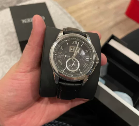 西铁城光动能手表,有新手表了,出自己带的手...