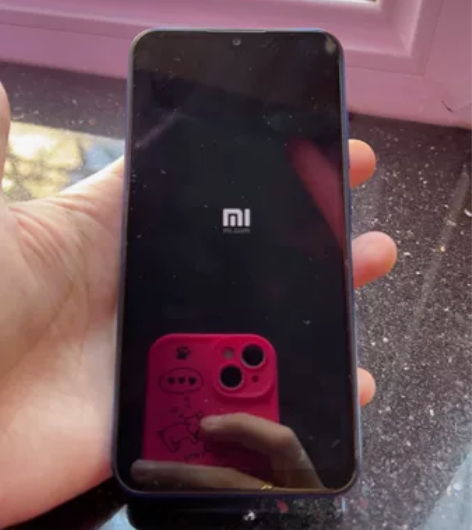 小米play!4加64g开机进不去系统了，...