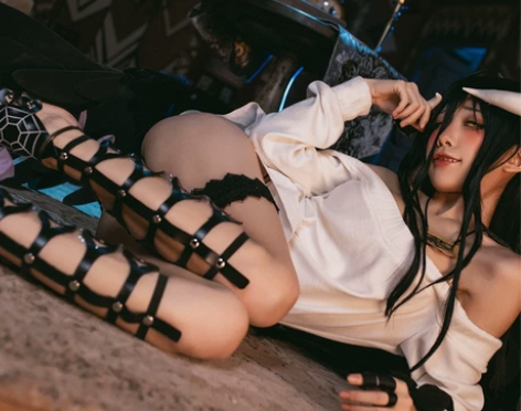 雅儿贝德私设服，悠窝窝家全新，l码 无翅膀...