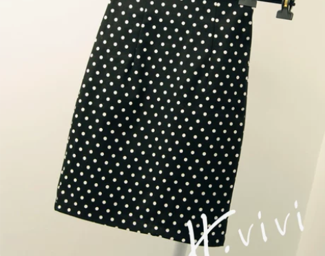 春夏新款韩版高腰包臀中裙铅笔裙短裙复古显…...