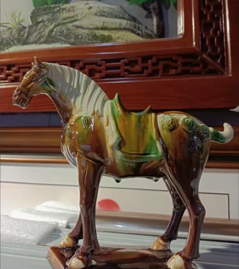 唐三彩马陶瓷马，摆件，工艺礼品，客厅装饰品...