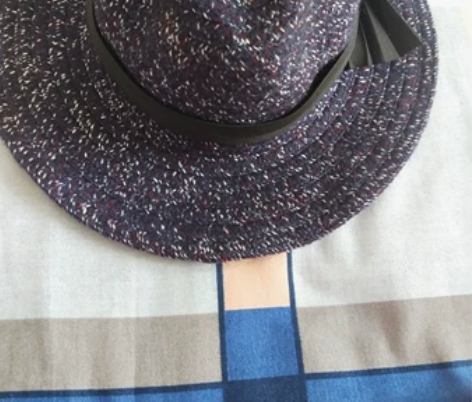 针织礼帽很大气的款，帽子太多了这个买了就没...