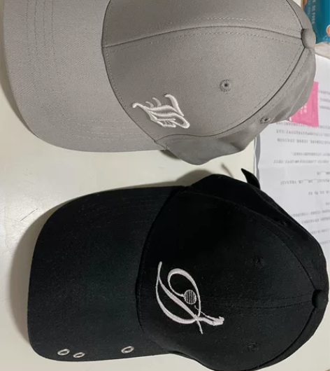 遮阳帽，黑色灰色各一个，15元一个，20元...