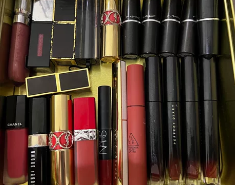 福袋 19.9r，3件（这个最多包10元邮...