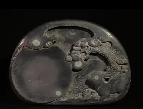老砚台 端砚玉兔望月，上乘石料，质地细腻、...