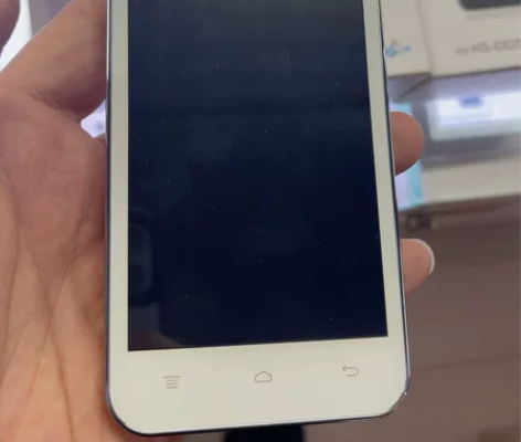 库存机海信，E620M.包装拆封，机器没用...