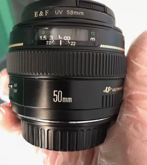 佳能50/1.4人像镜头,镜头成色非常新,...