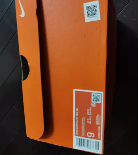 闲置全新未穿NIKE运动鞋42.5码,内长...