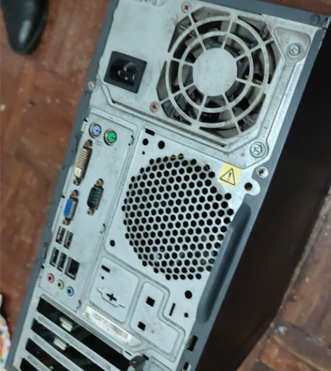 联想破烂机箱、h61主板正常使用、联想原装...