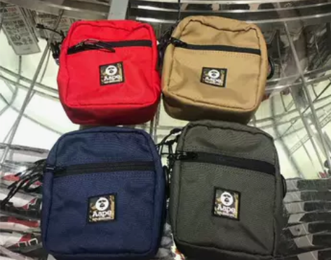 AAPE 18秋新款 男 时尚百搭纯色斜跨...