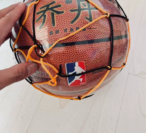 出售闲置全新篮球，充好气的包装未开 感兴趣...