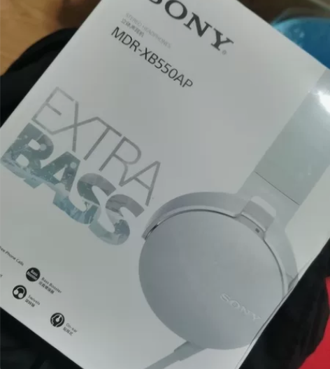 索尼原装正品头带式耳机 未开封,全新。50...