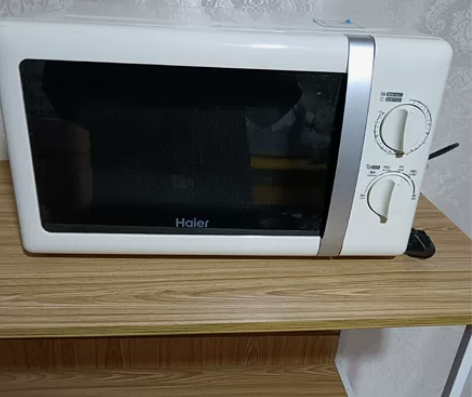 微波炉海尔微波炉，20升体积略小号，20年...