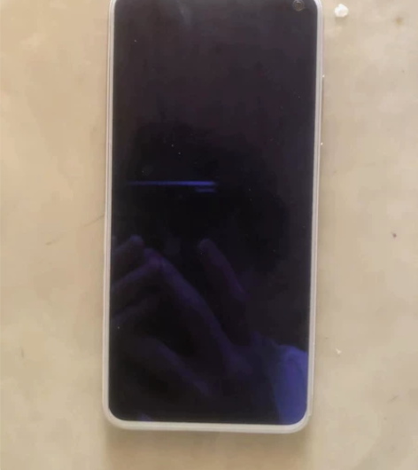 魅族17pro。 8+128。 纯白面板，...