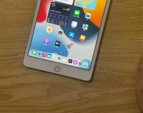 ipad mini4  银色 32g 国行...