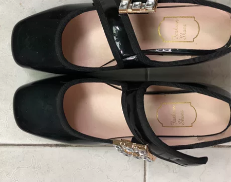 水钻方扣玛丽珍鞋2022新款鞋子法式漆皮低...