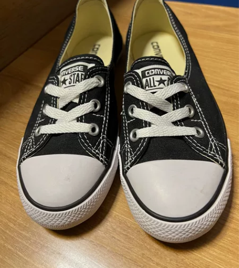 匡威Converse黑色球鞋 全新，36码