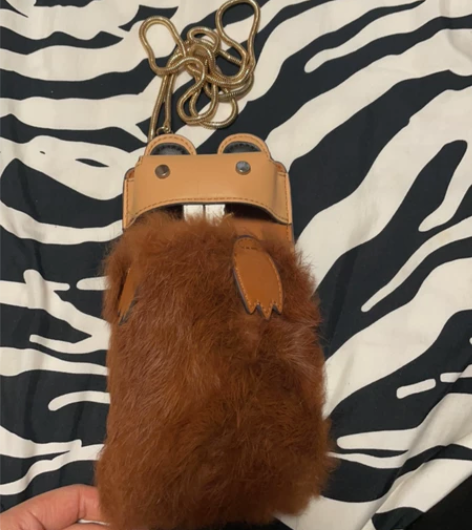 UR可爱小包 斜挎 感兴趣的话点“我想要”...