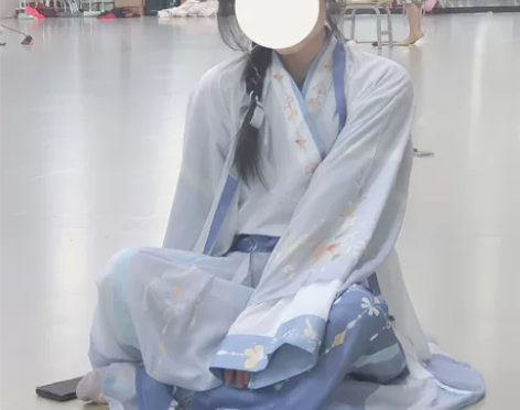 【谜蝶】原创正品晋制中国风汉服女交领齐腰襦...