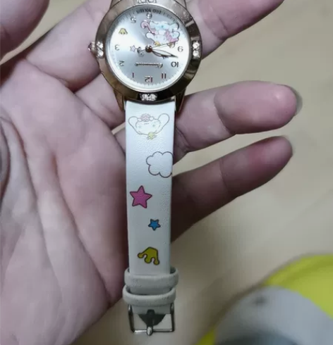 正港儿童手表 家人送一个手表,这个手表闲置...