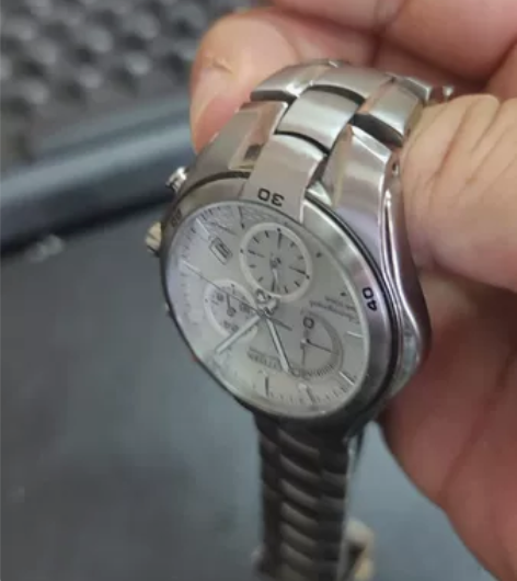 西铁城光动能手表,全钛,戴天文台标志,走时...