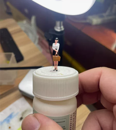 1/64人偶车模 白领美女 售出不退包邮顺...