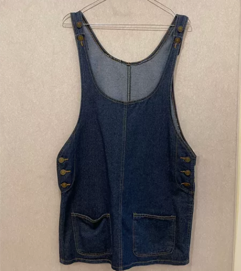 牛仔裙，M码，裙长80，挂出的衣服均为本人...