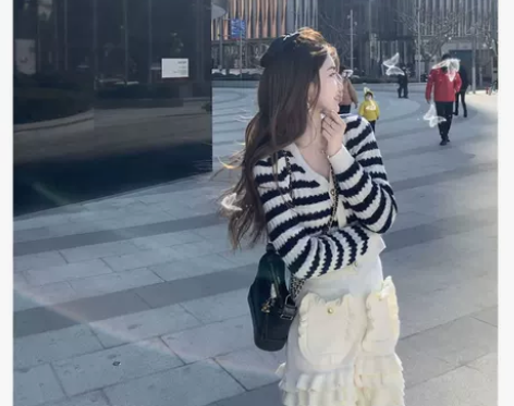 2021春季小香风港风复古chic炸街裙子...