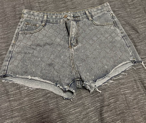 亮钻破洞牛仔短裤女夏季薄款2022新款设计...