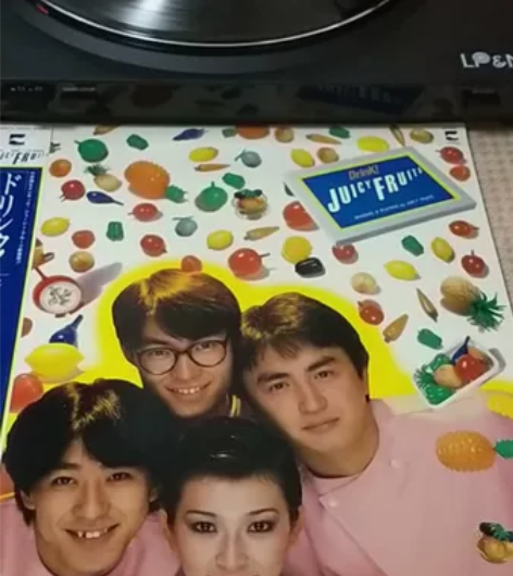 出售原装进口黑胶唱片一张，国外歌曲，声音非...