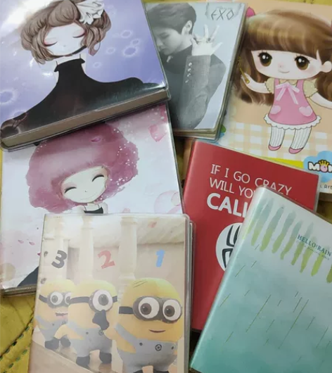 全新小记事本，其中右上角的是密码本 感兴趣...