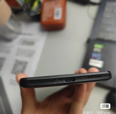 渣男前任送的红米k40,8+128, 全新...