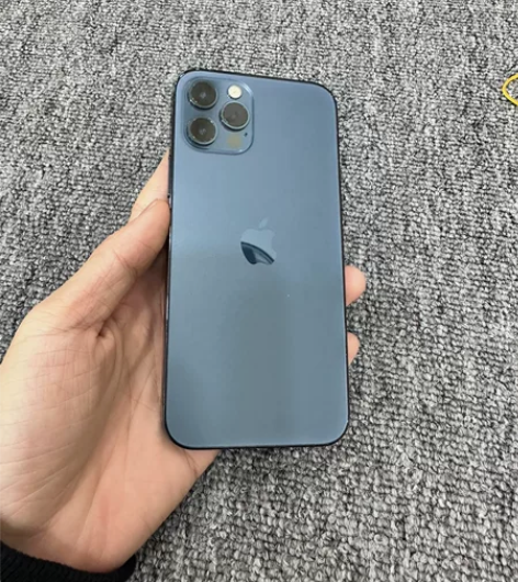 苹果12pro  256G  需要更换电池...