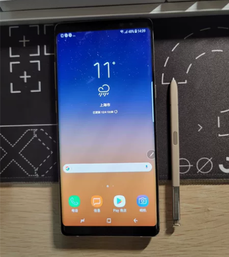 三星note8是台好机,手感颜值嘎嘎嘎的爽...