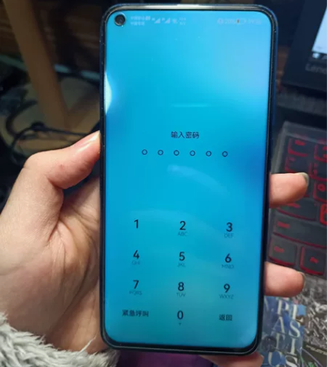 荣耀V20 ，6+128g  99新  蓝...