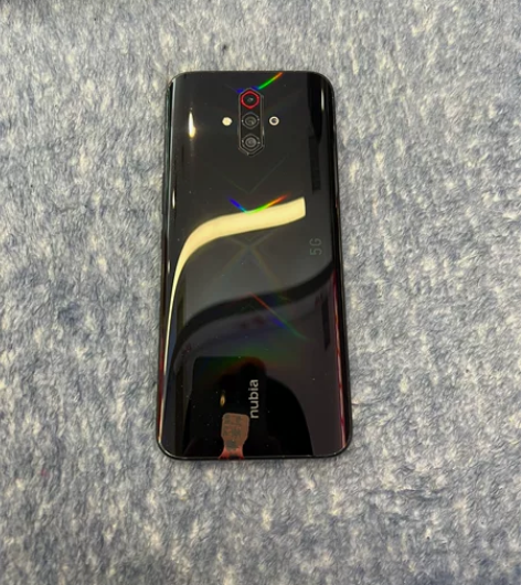 努比亚play 8+128G 黑色 99新...