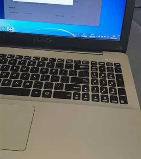 华硕A555L笔记本电脑 4代i5-421...