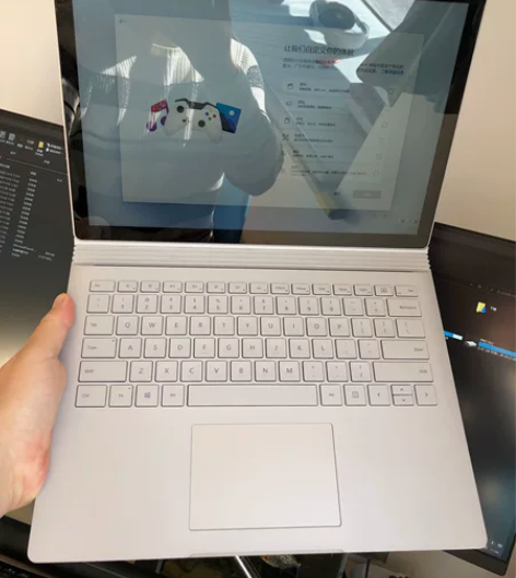 微软surface book2 i7 16...