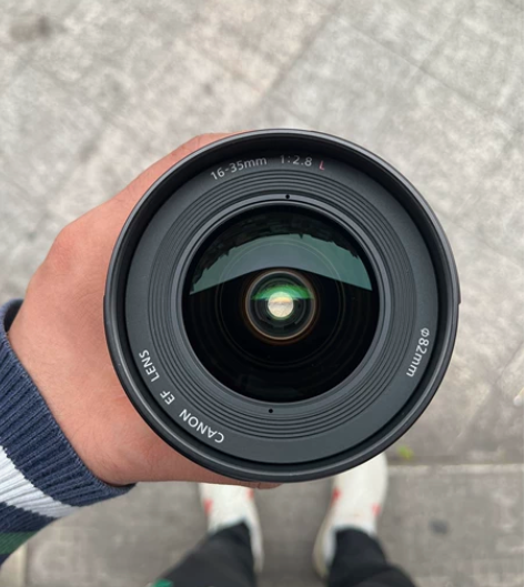 佳能16-35 f2.8二代镜头，成色如图...