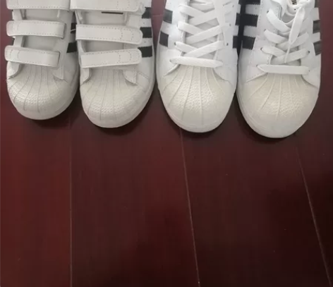 阿迪金标小白鞋，贝壳头经典款，几乎全新，平...