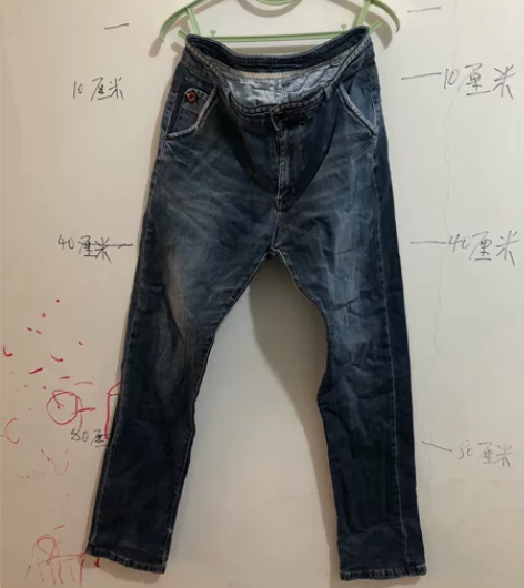 男士牛仔裤33码 感兴趣的话点“我想要”和...