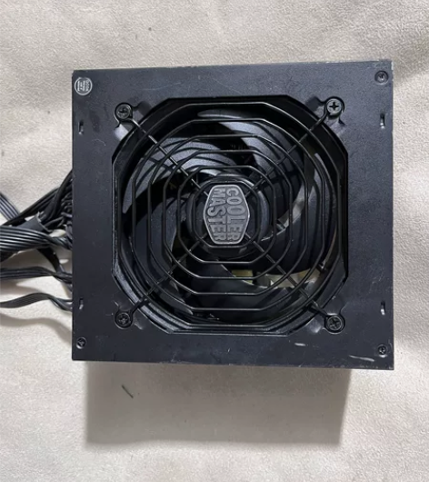 酷冷至尊550w电源，全模组，模组线齐全，...