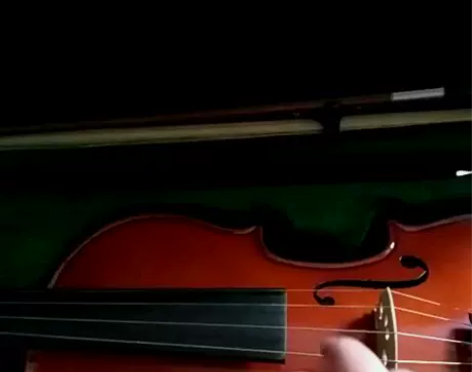 小提琴买来几乎没用过，喜欢的下手 感兴趣的...