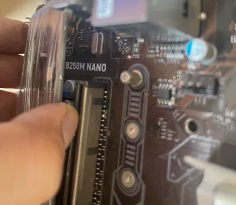 微星b250M NANO主板。公司电脑一手...
