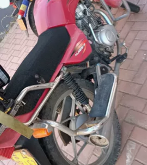 不在长春了转出去摩托车嘎嘎板正有行驶证大本...