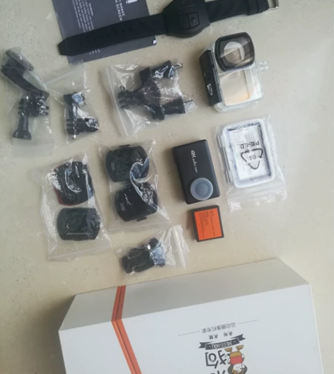 米狗m10运动相机，触摸屏，支持4k，带手...